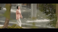 <b>住户由楼梯平台曲分户门</b>